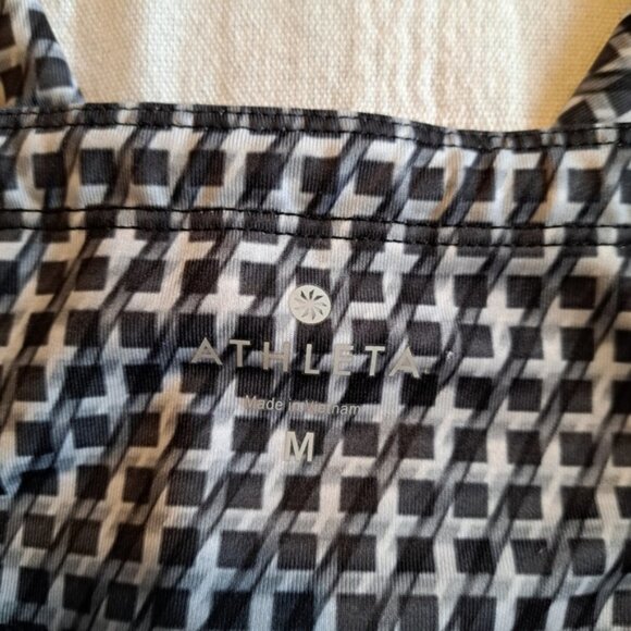 Athleta womens size Medium black, gray & white cropped leggings - Picture 3 of 6